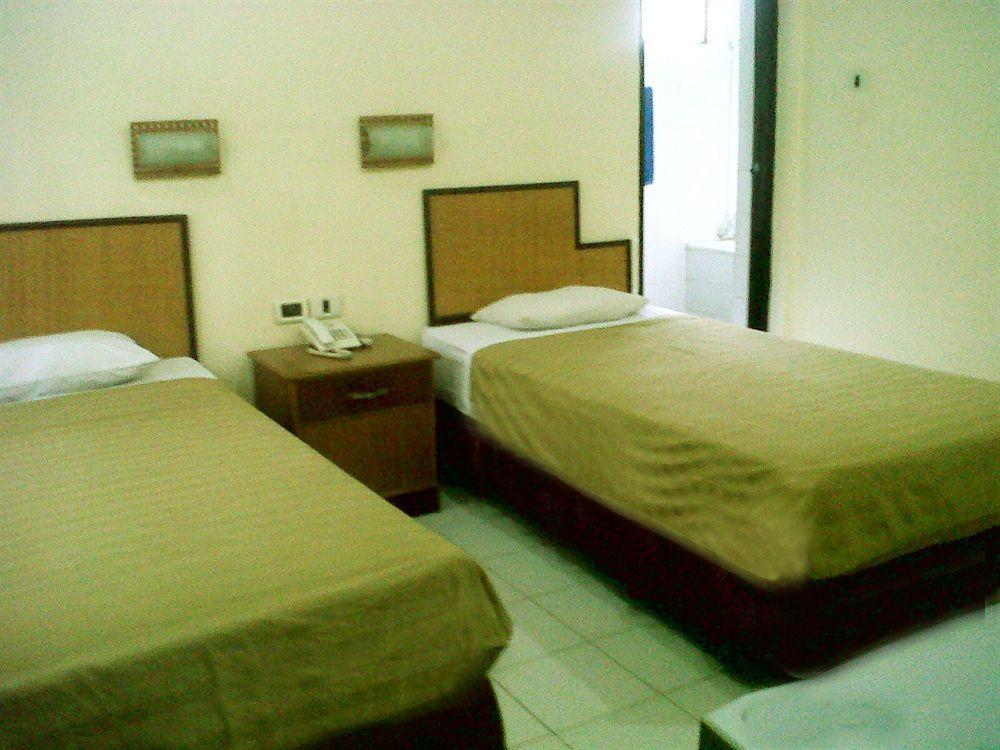 Troppo Zone Puri Rama Resort Kuta Legian Exteriör bild